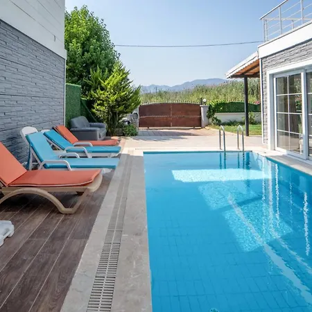 W Private Pool Garden 5 Min To Beach *